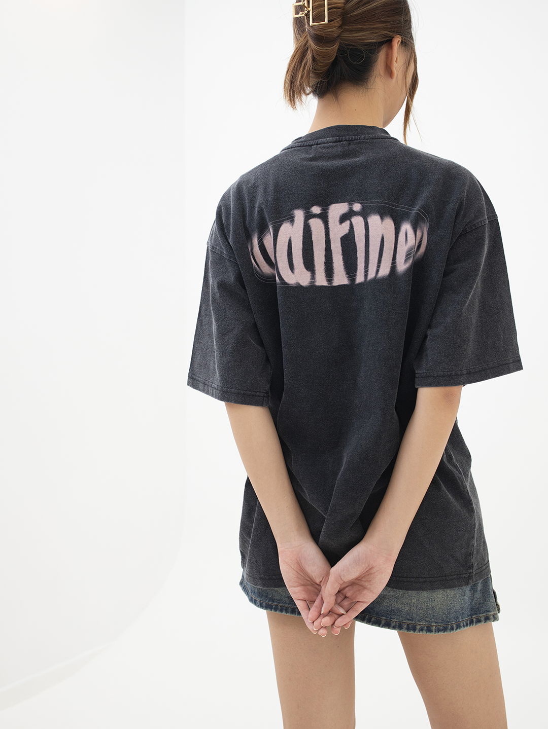 ASUNI Parfum Undifined Uni-Sex T-Shirt In Black
