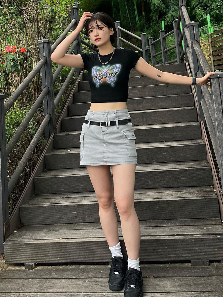 Black cargo denim sales skirt